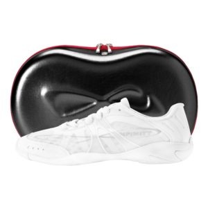 Nfinity Vengeance shoes in white