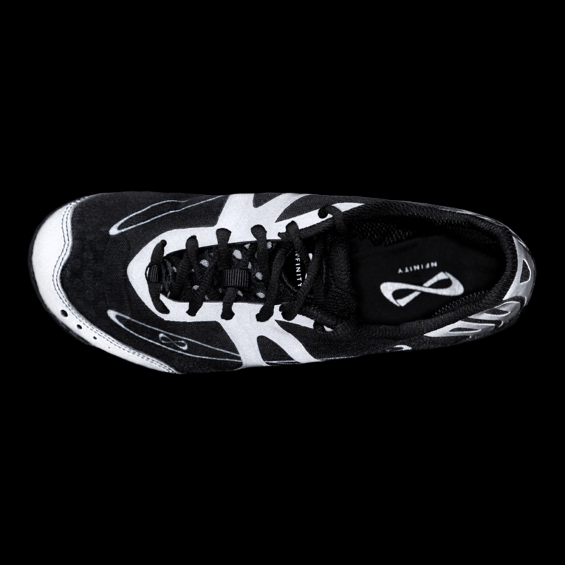 Nfinity Flyte shoes in black and white - top